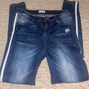 Jeans with white stripe